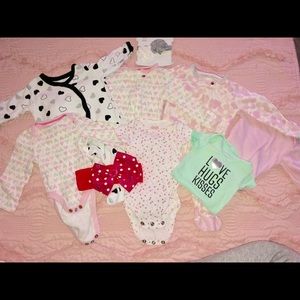 11 Piece Newborn Bundle 🥰